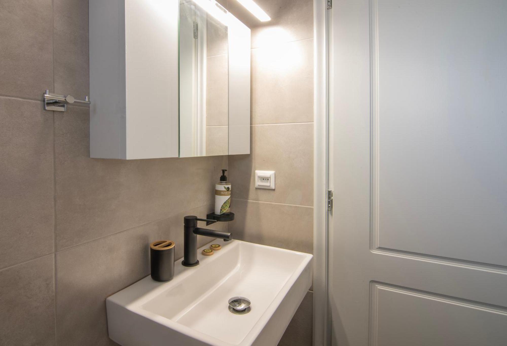 Olive House Apartment
